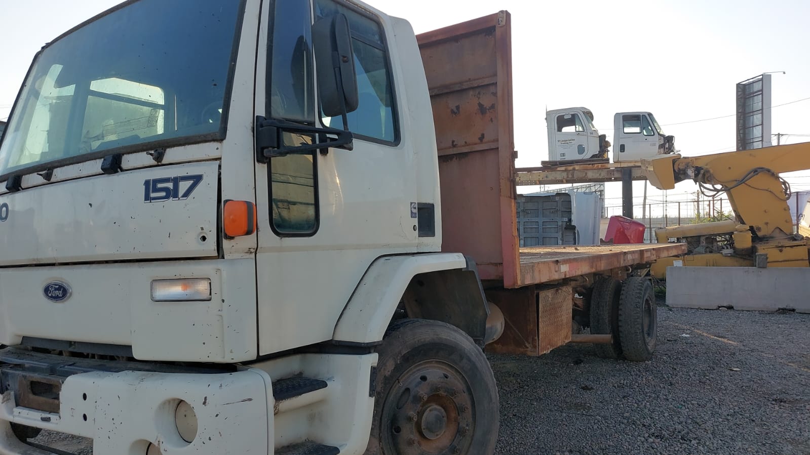  Ford CARGO 2001    EN DESARME